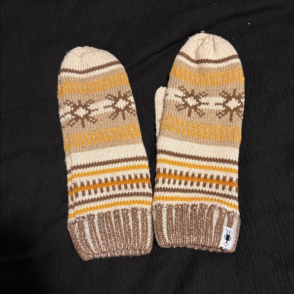 Smartwool Mittens - Picture 4 of 6